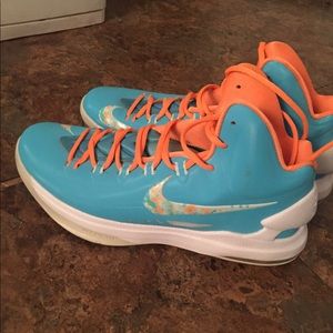 Men’s KD Easter Sneakers